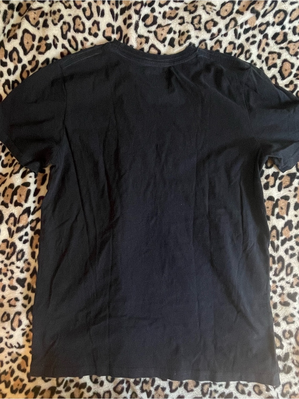 ♡ Abercrombie & Fitch Navy Blue Tee - Picture 4 of 4